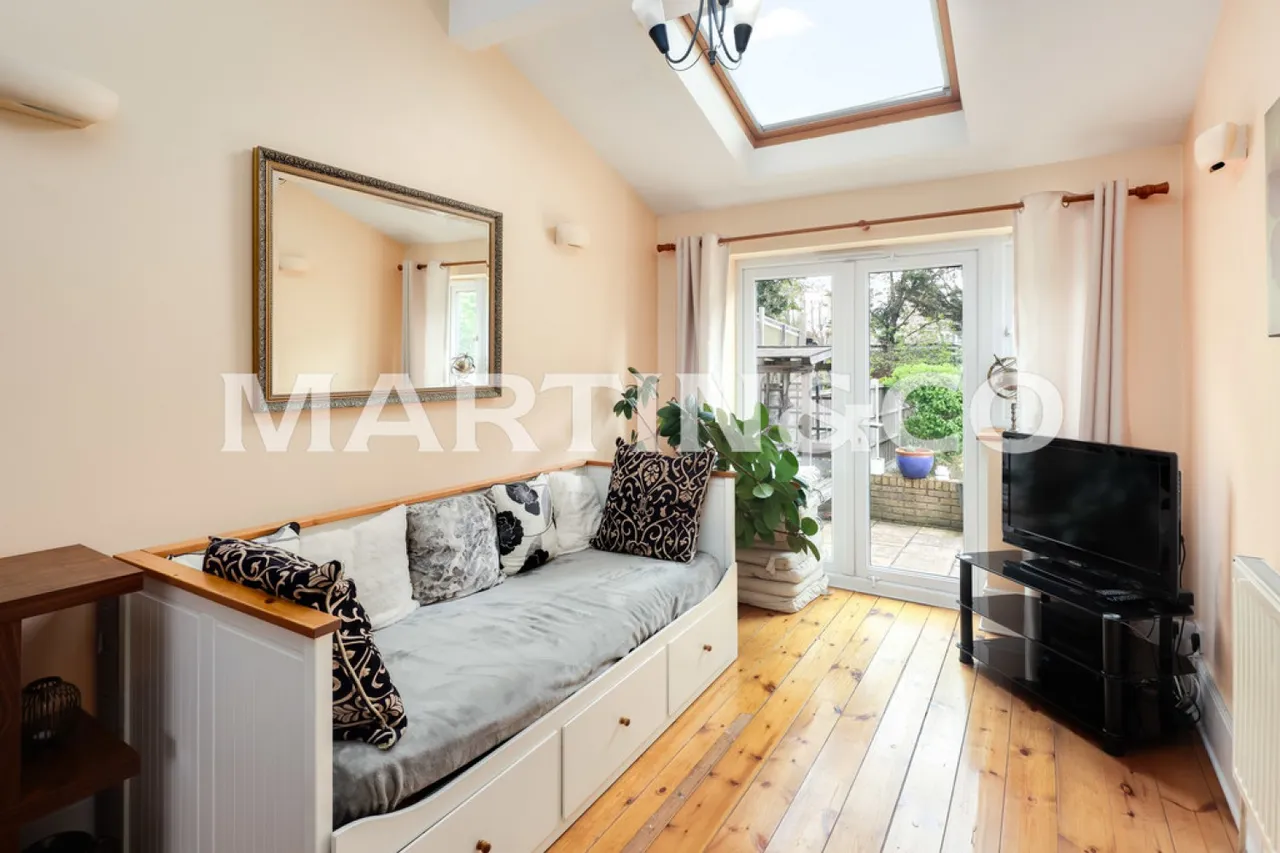 Woodlands Avenue, Wanstead, photo 8