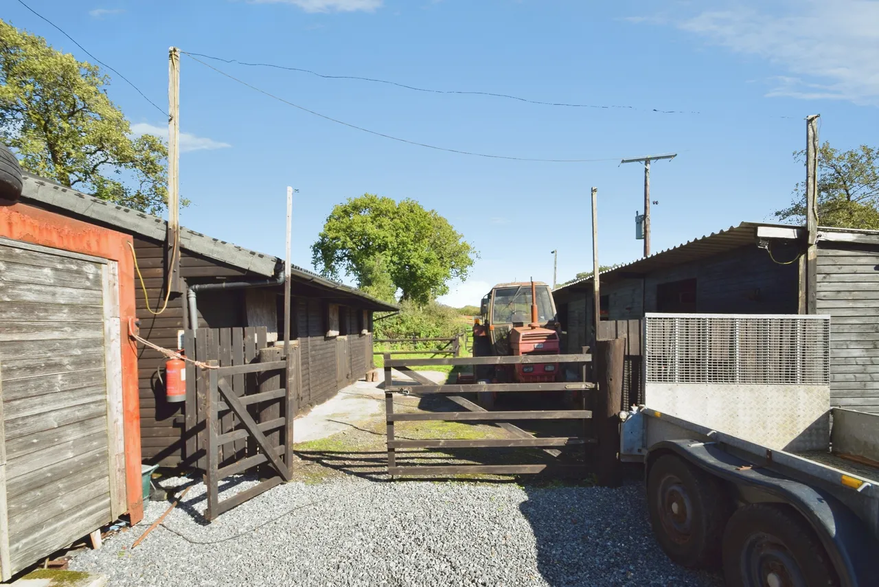 Maesybont, Llanelli, SA14, photo 46