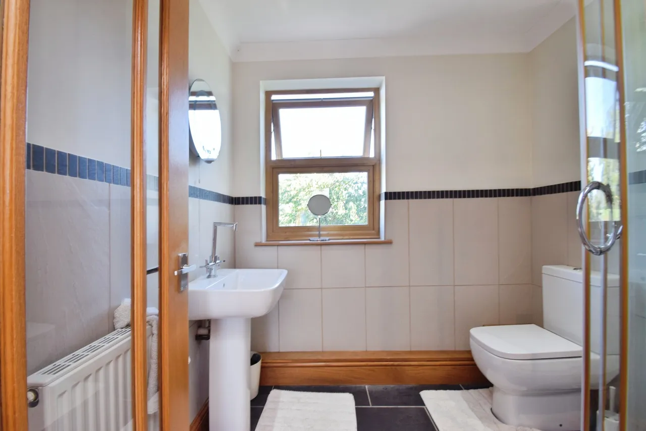 Maesybont, Llanelli, SA14, photo 32