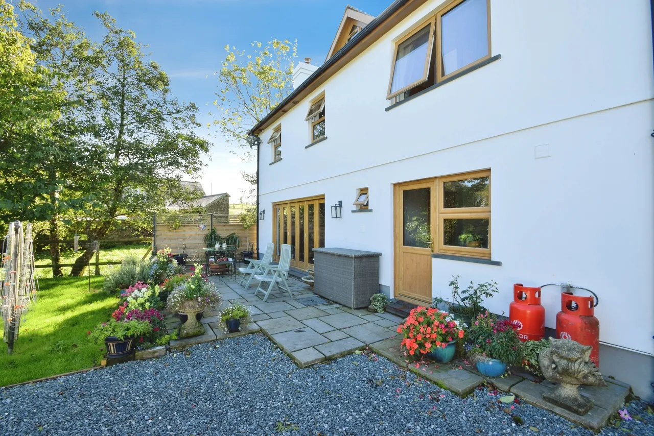 Maesybont, Llanelli, SA14, photo 43