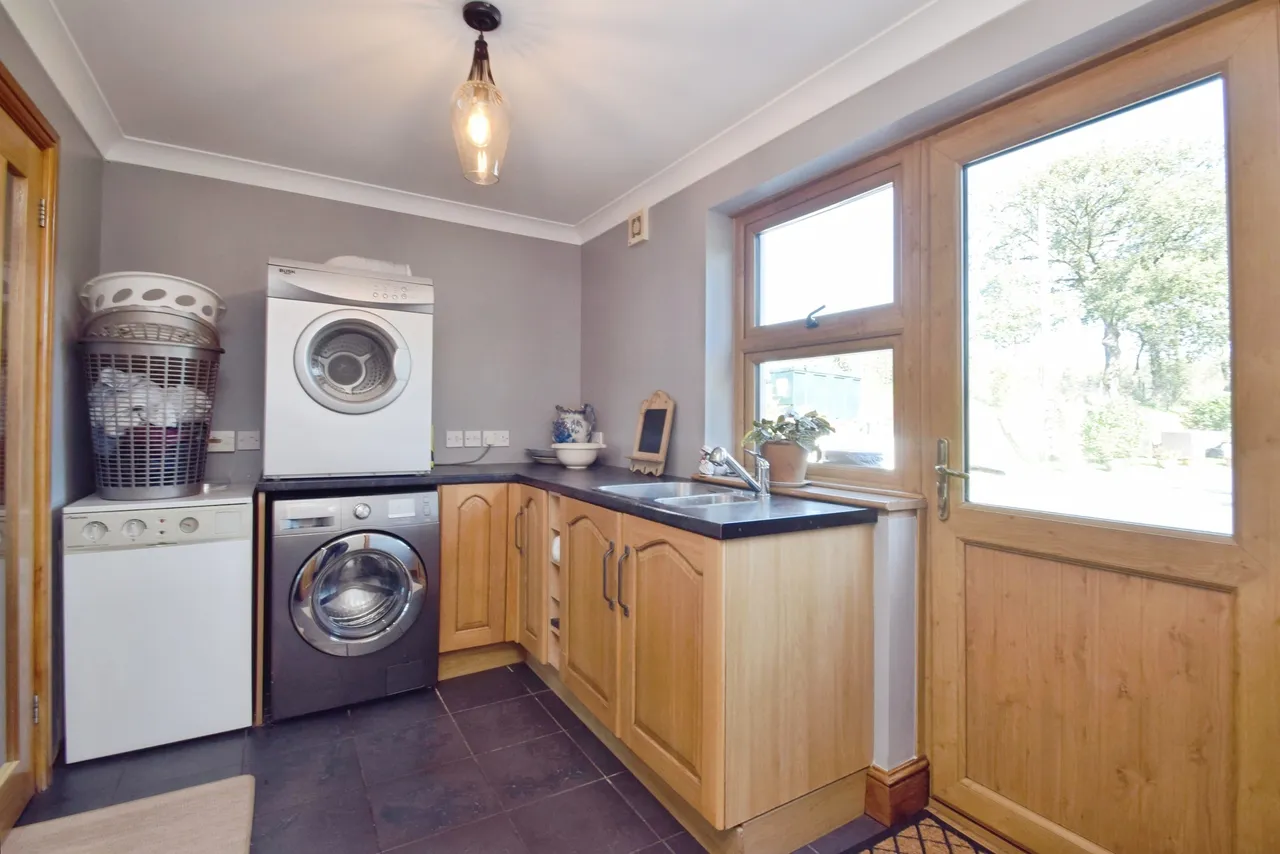 Maesybont, Llanelli, SA14, photo 12
