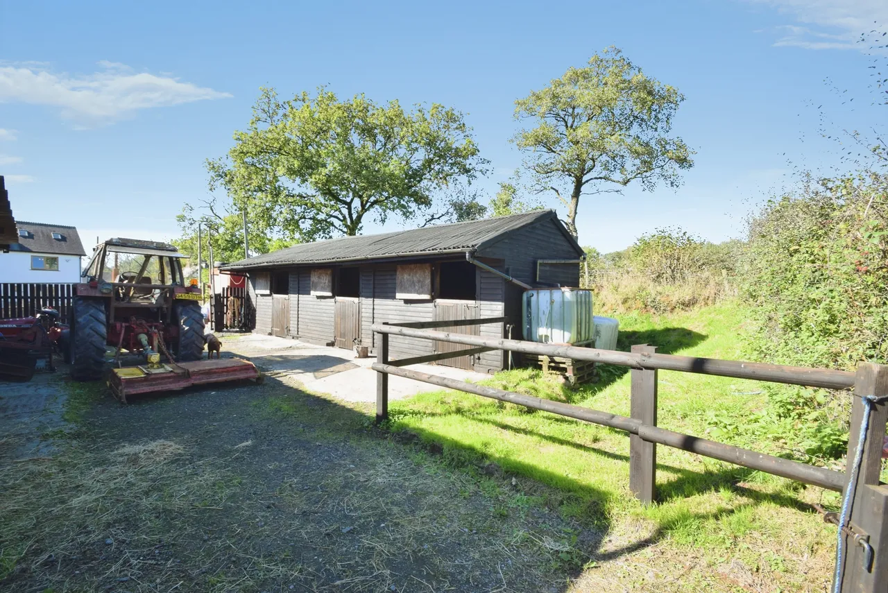 Maesybont, Llanelli, SA14, photo 47