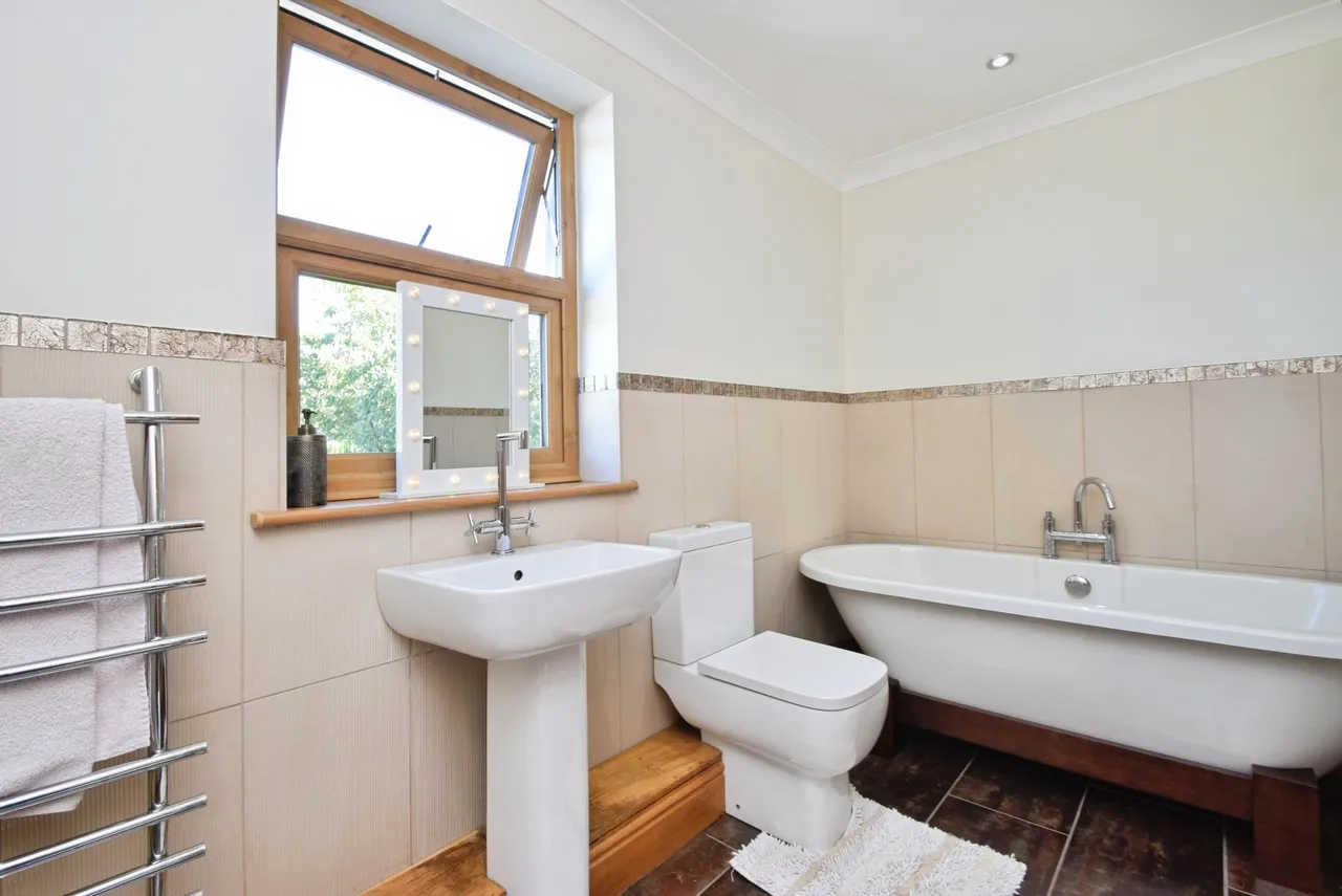 Maesybont, Llanelli, SA14, photo 34