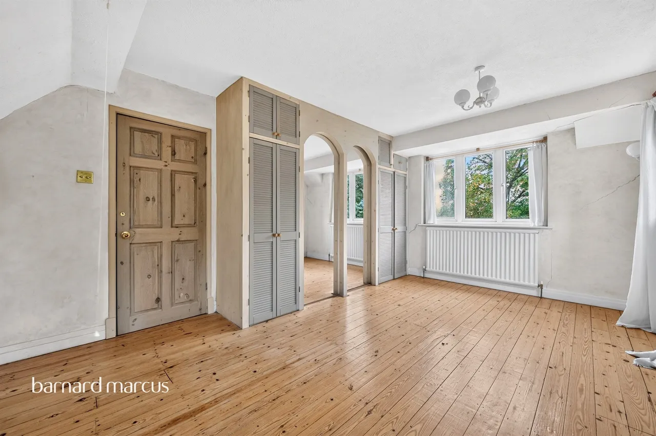 Royal Avenue, Worcester Park, KT4, photo 18