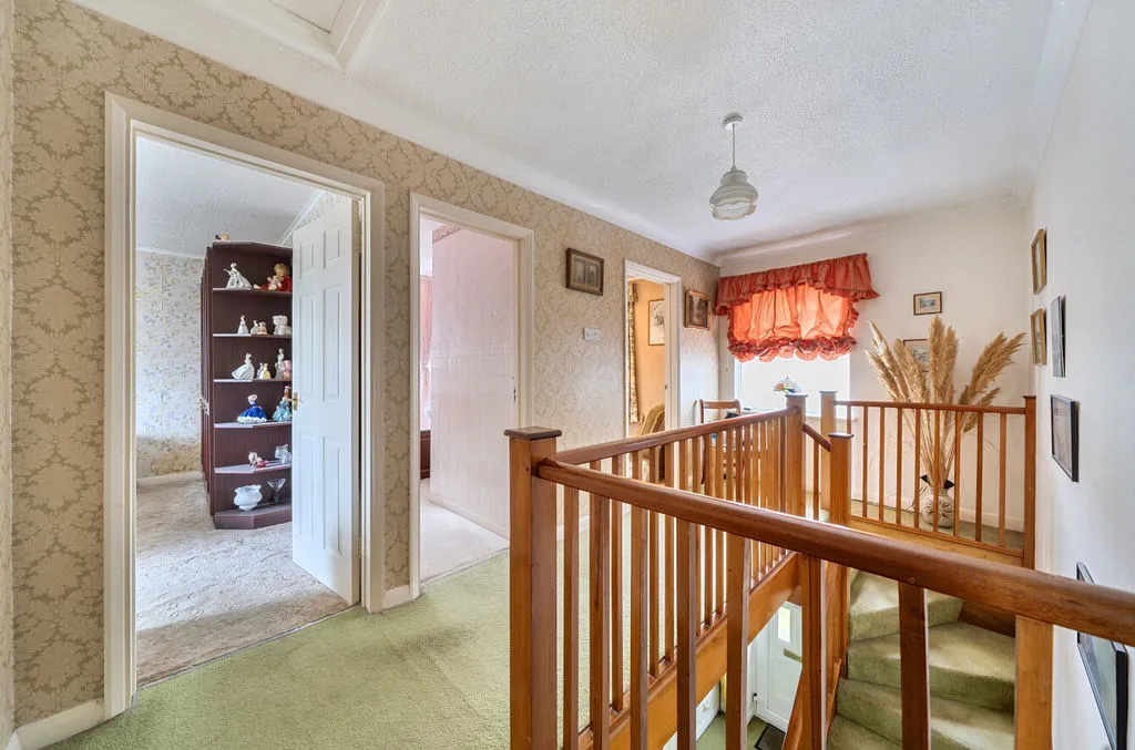 Box Ridge Avenue, Purley CR8 3AS, photo 10