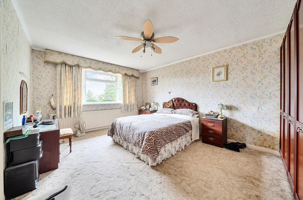 Box Ridge Avenue, Purley CR8 3AS, photo 11