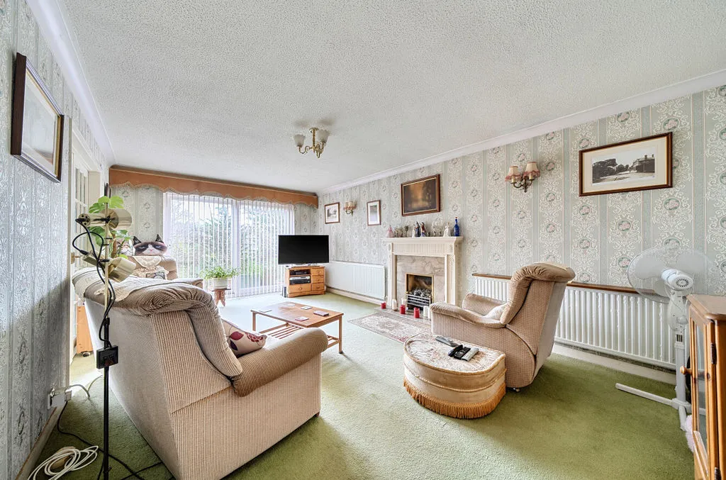 Box Ridge Avenue, Purley CR8 3AS, photo 4
