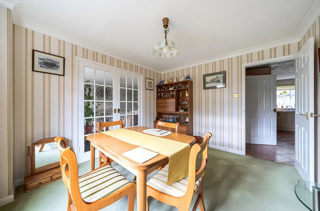 Box Ridge Avenue, Purley CR8 3AS, photo 5