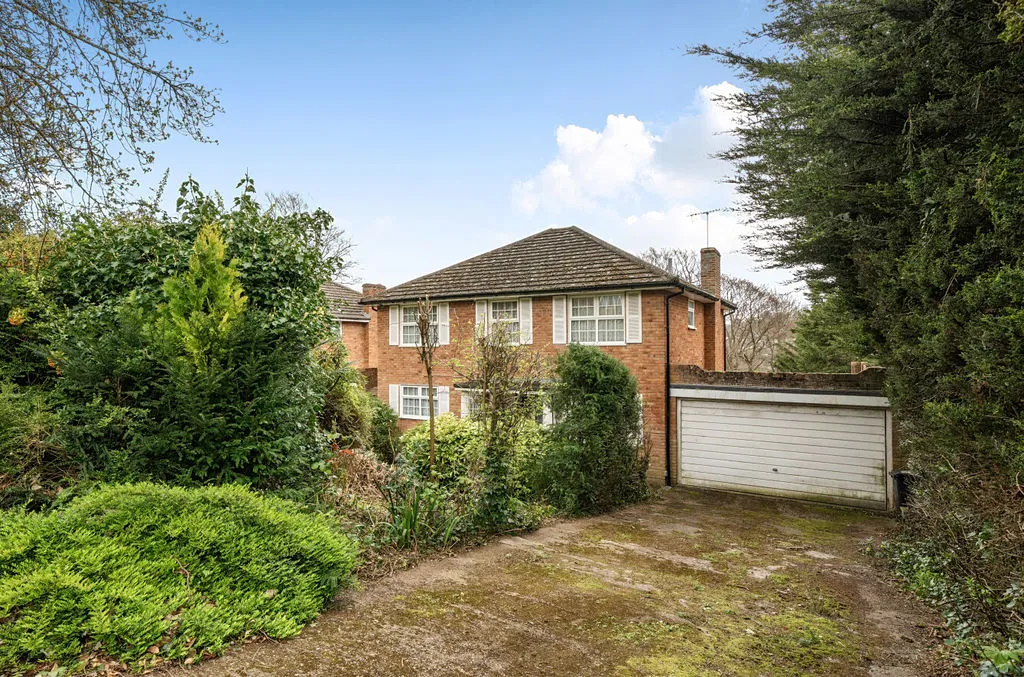 4 bed house for sale — Box Ridge Avenue, Purley CR8 3AS