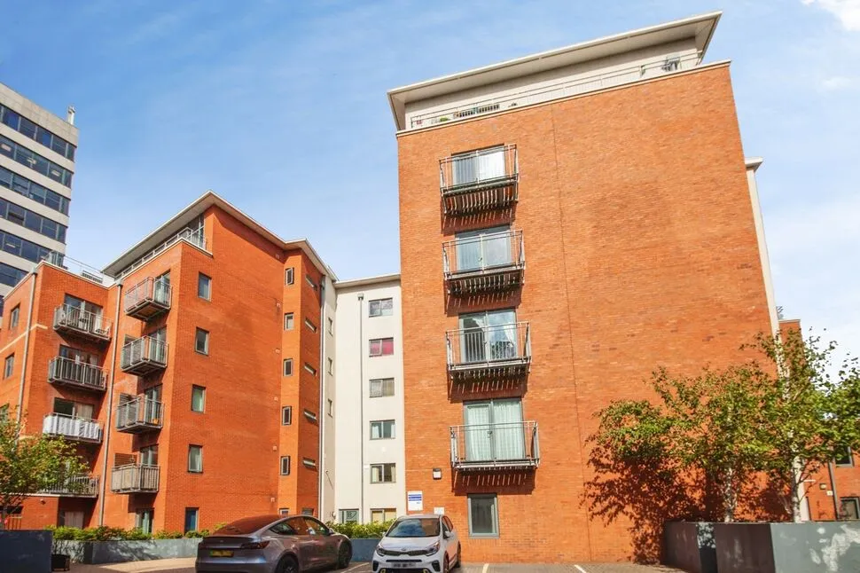 2 bed flat for sale — Vicar Lane, Sheffield, S1