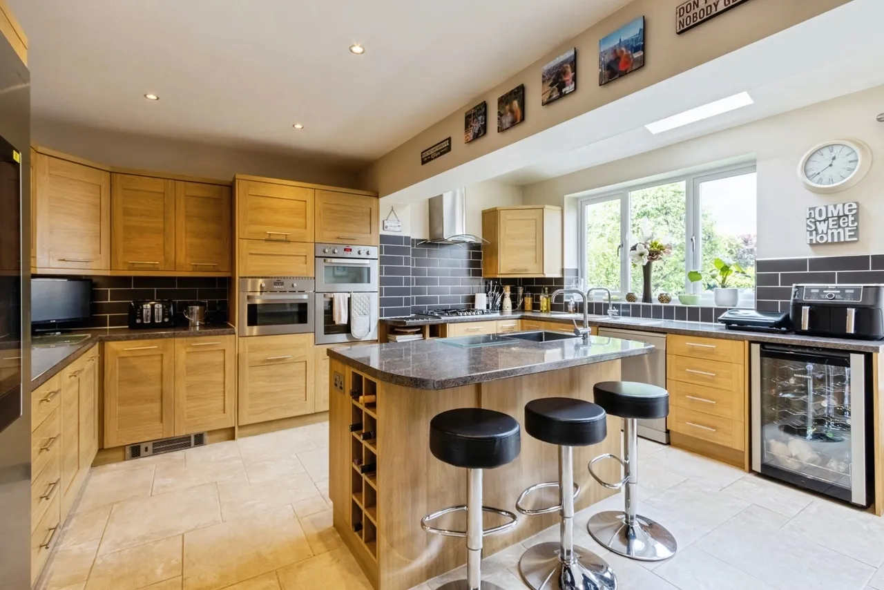 Melbourne Road, Wakefield, West Yorkshire, WF1, photo 12