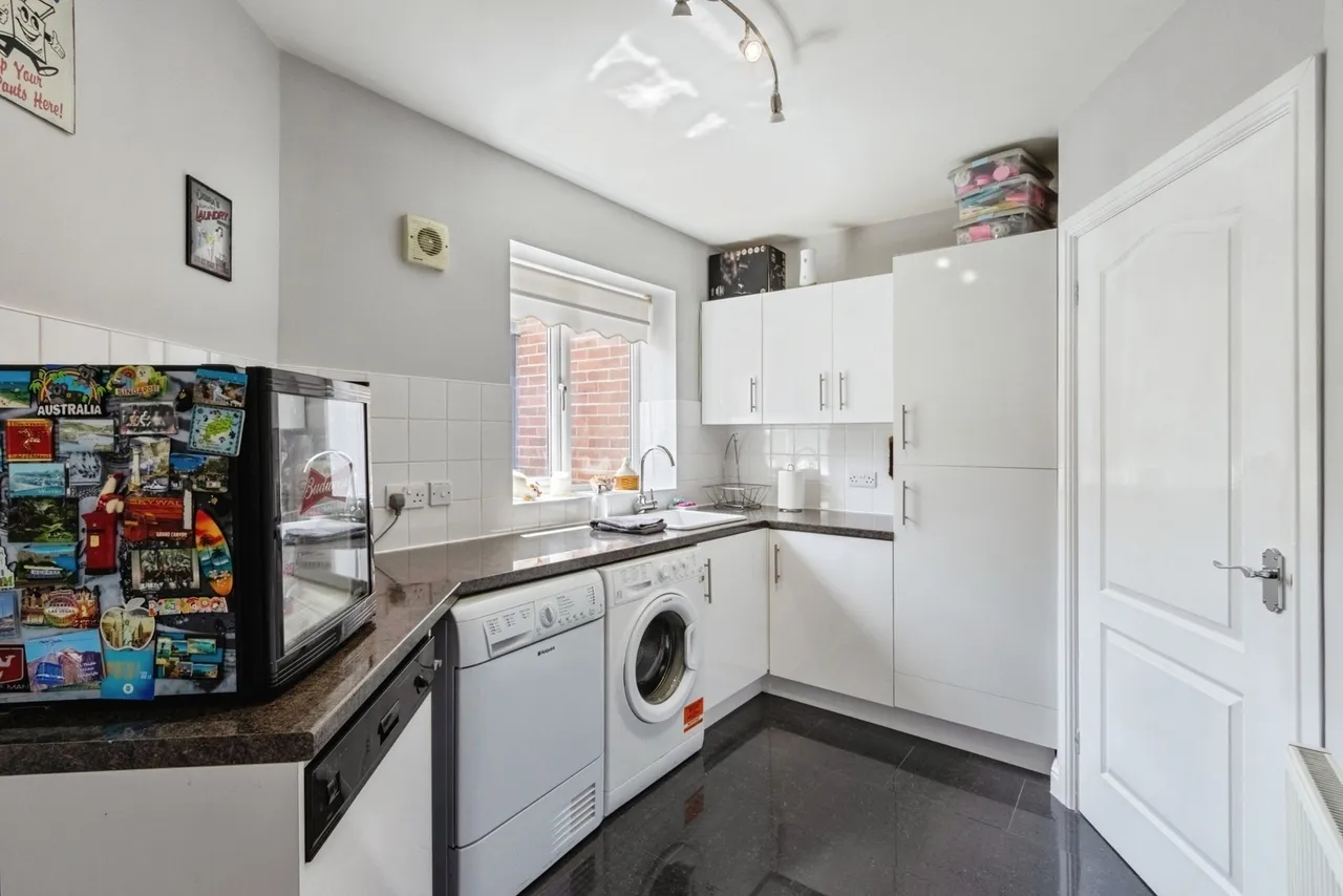 Melbourne Road, Wakefield, West Yorkshire, WF1, photo 13