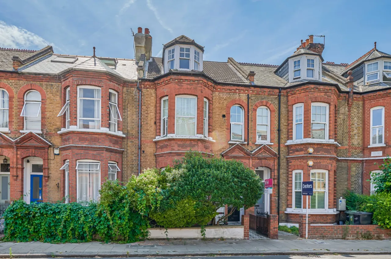 1 bed flat for sale — Rosebery Road, London, SW2