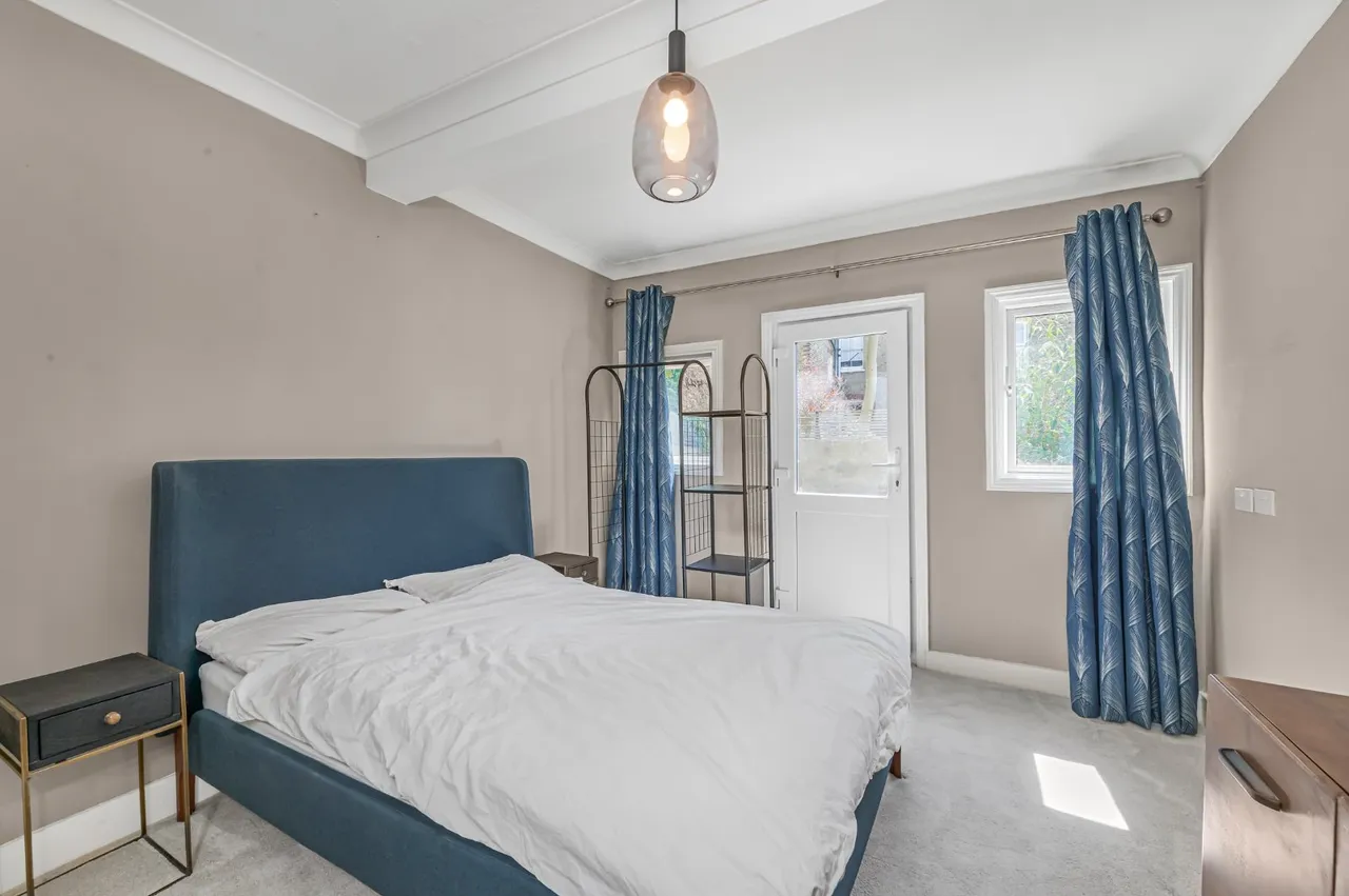 Rosebery Road, London, SW2, photo 8