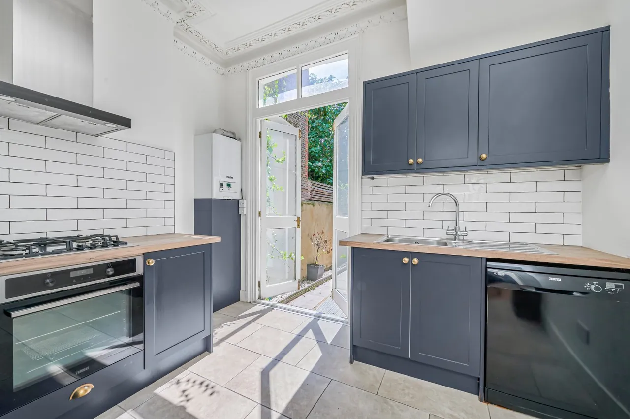 Rosebery Road, London, SW2, photo 4