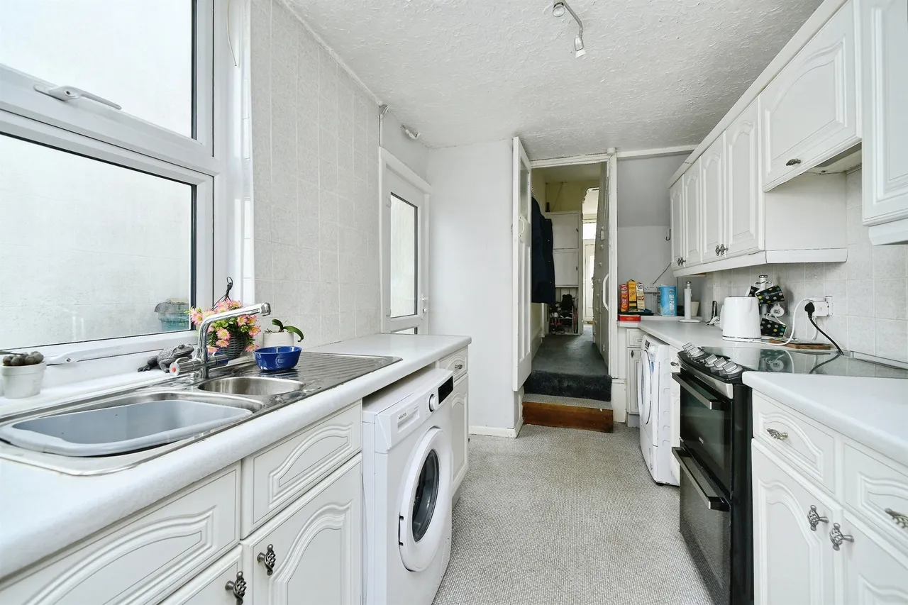 Queens Park Road, Brighton, photo 3
