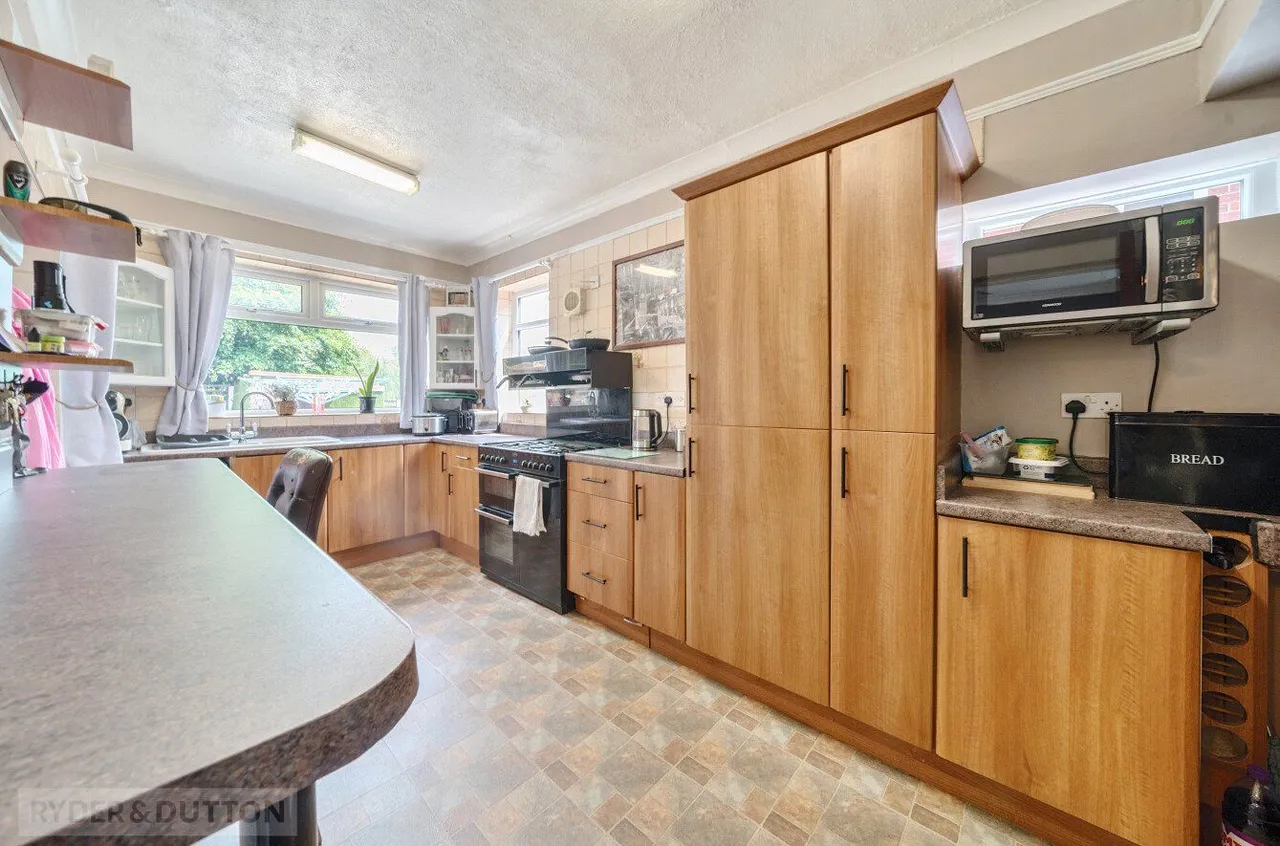 High Barn Road, Royton, OL2, photo 4