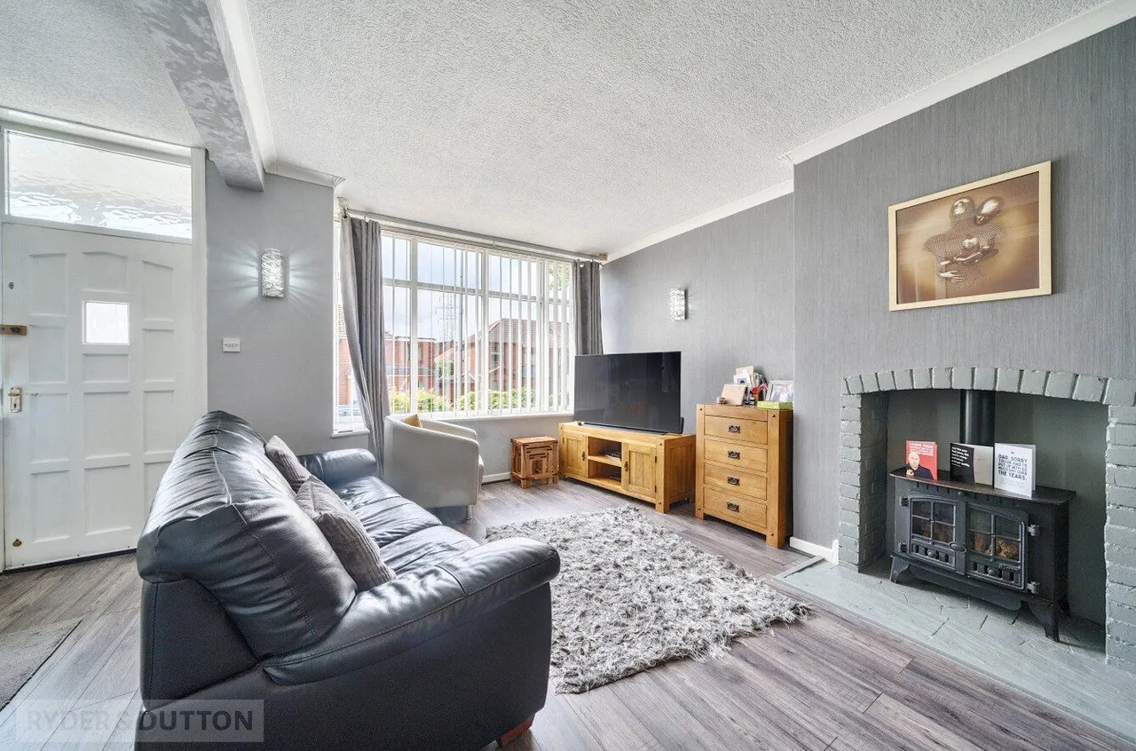 High Barn Road, Royton, OL2, photo 7