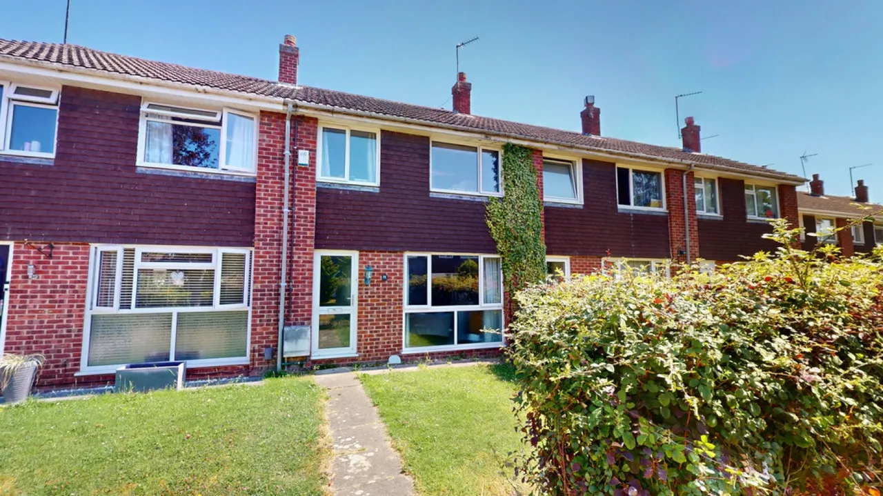 3 bed house for sale — Hatherley, Cheltenham, Gloucestershire