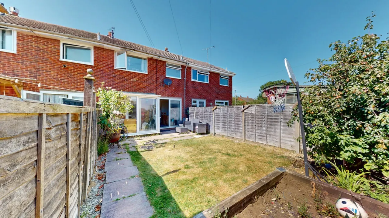Hatherley, Cheltenham, Gloucestershire, photo 4