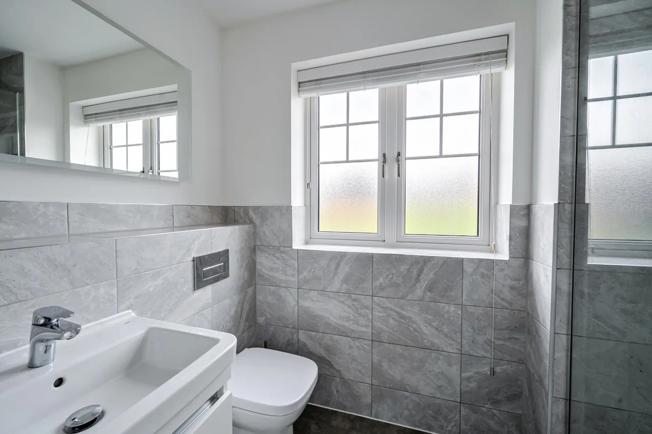 Armsworth Way, Farnham, GU9, photo 5