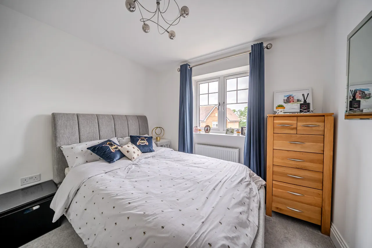 Armsworth Way, Farnham, GU9, photo 11