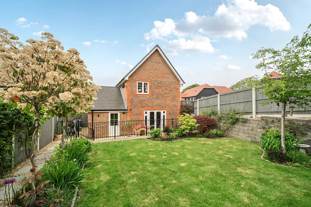 Armsworth Way, Farnham, GU9, photo 7