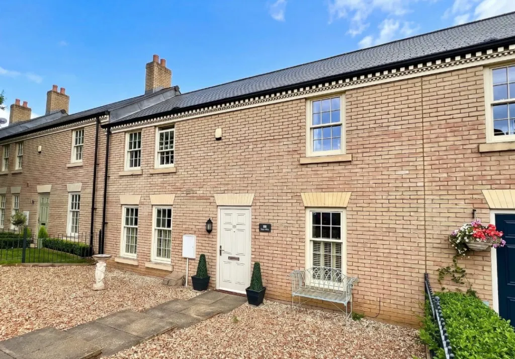 3 bed house for sale, Boston Spa ~ High Street, LS23