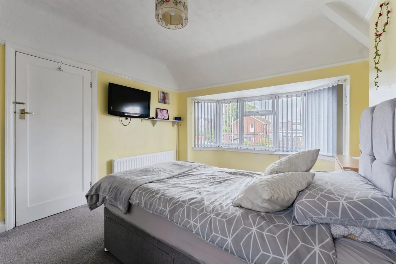 Glenwood Road, Little Sutton, CH66, photo 11