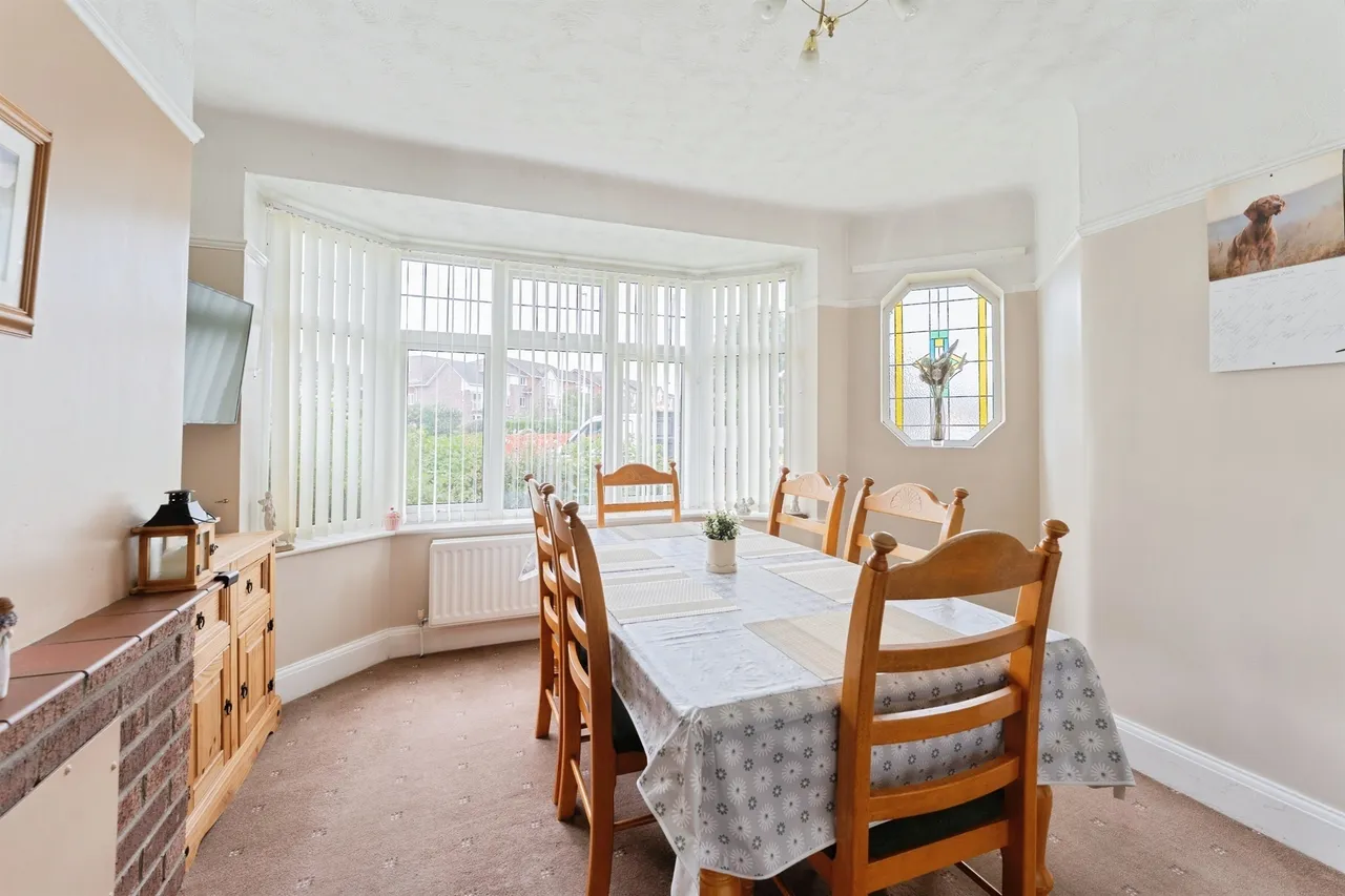 Glenwood Road, Little Sutton, CH66, photo 5