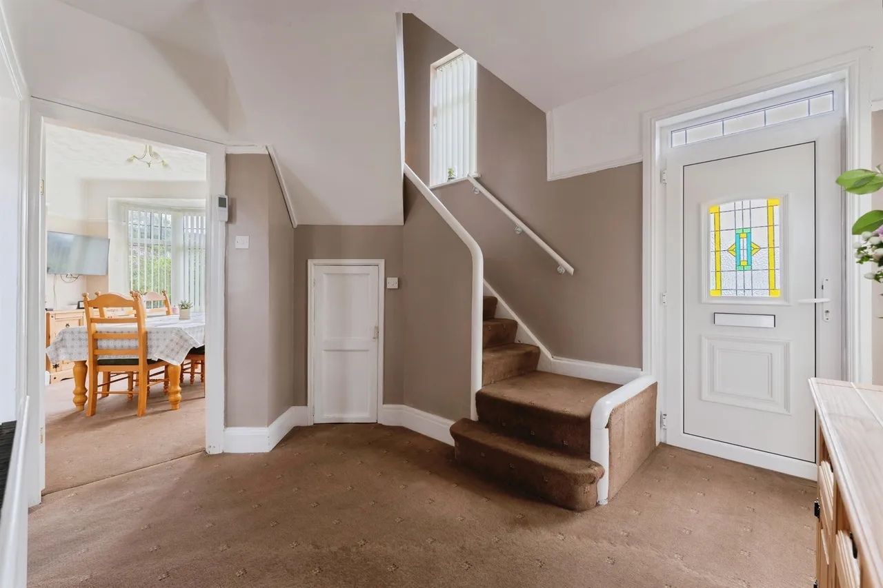 Glenwood Road, Little Sutton, CH66, photo 9