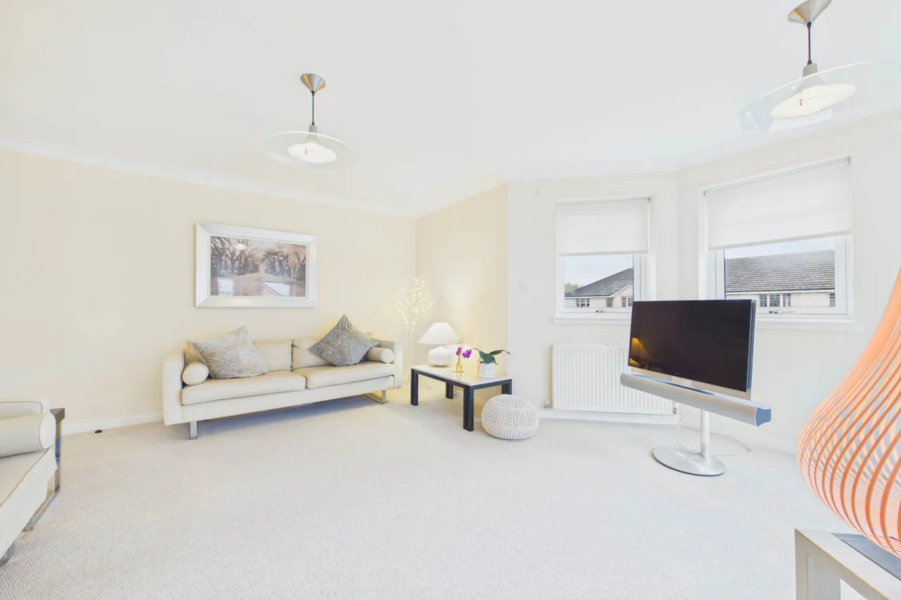 Lomond Court, Coatbridge, photo 4