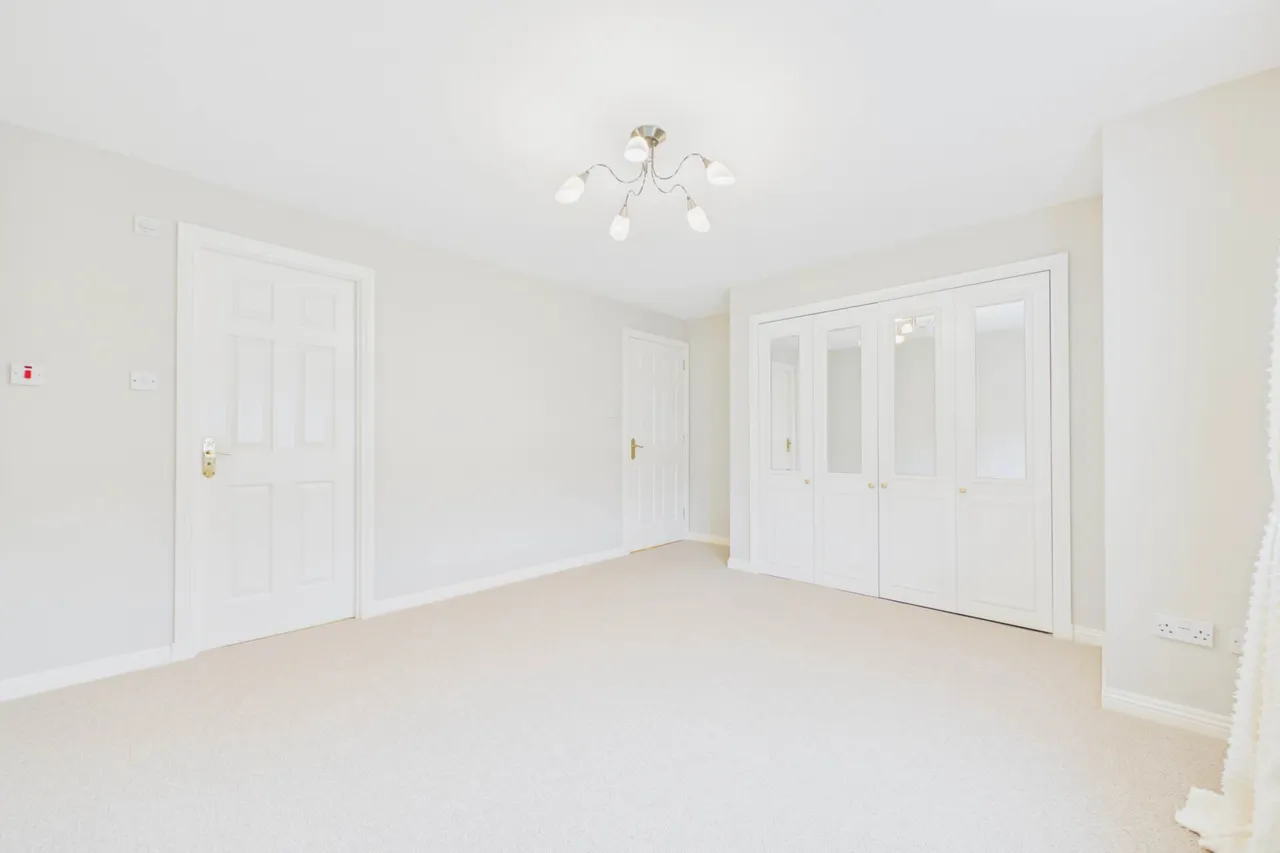 Lomond Court, Coatbridge, photo 12