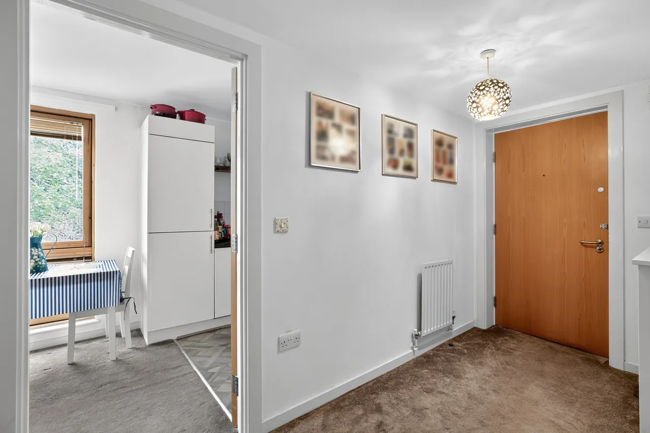 Wingate Square, London, SW4, photo 14