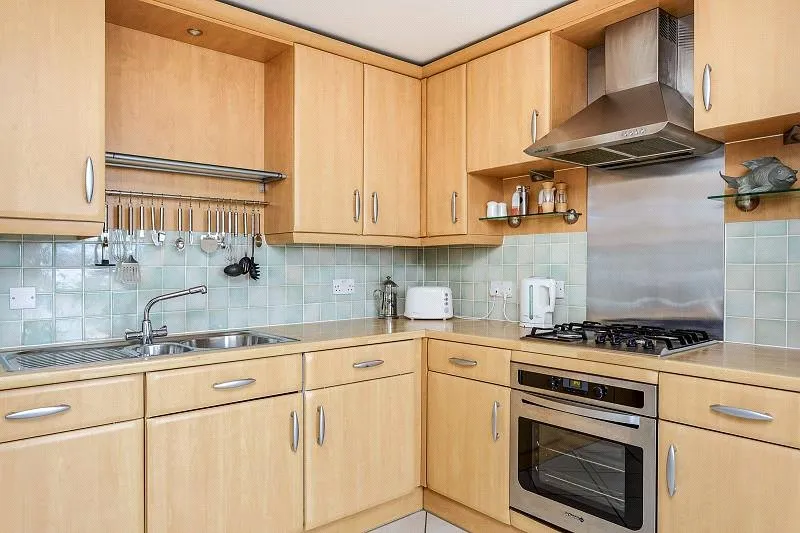 Arethusa House, Gunwharf Quays, PO1, photo 7