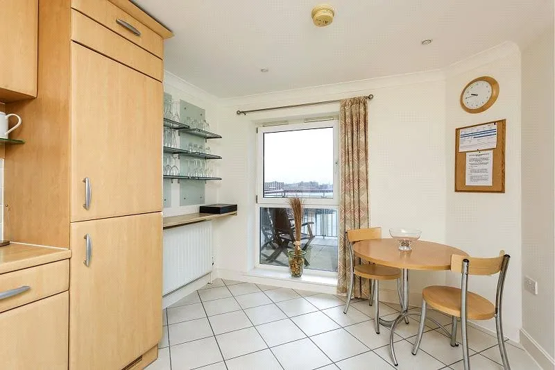 Arethusa House, Gunwharf Quays, PO1, photo 3
