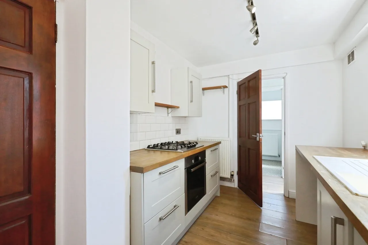West Street, Evesham, WR11, photo 13