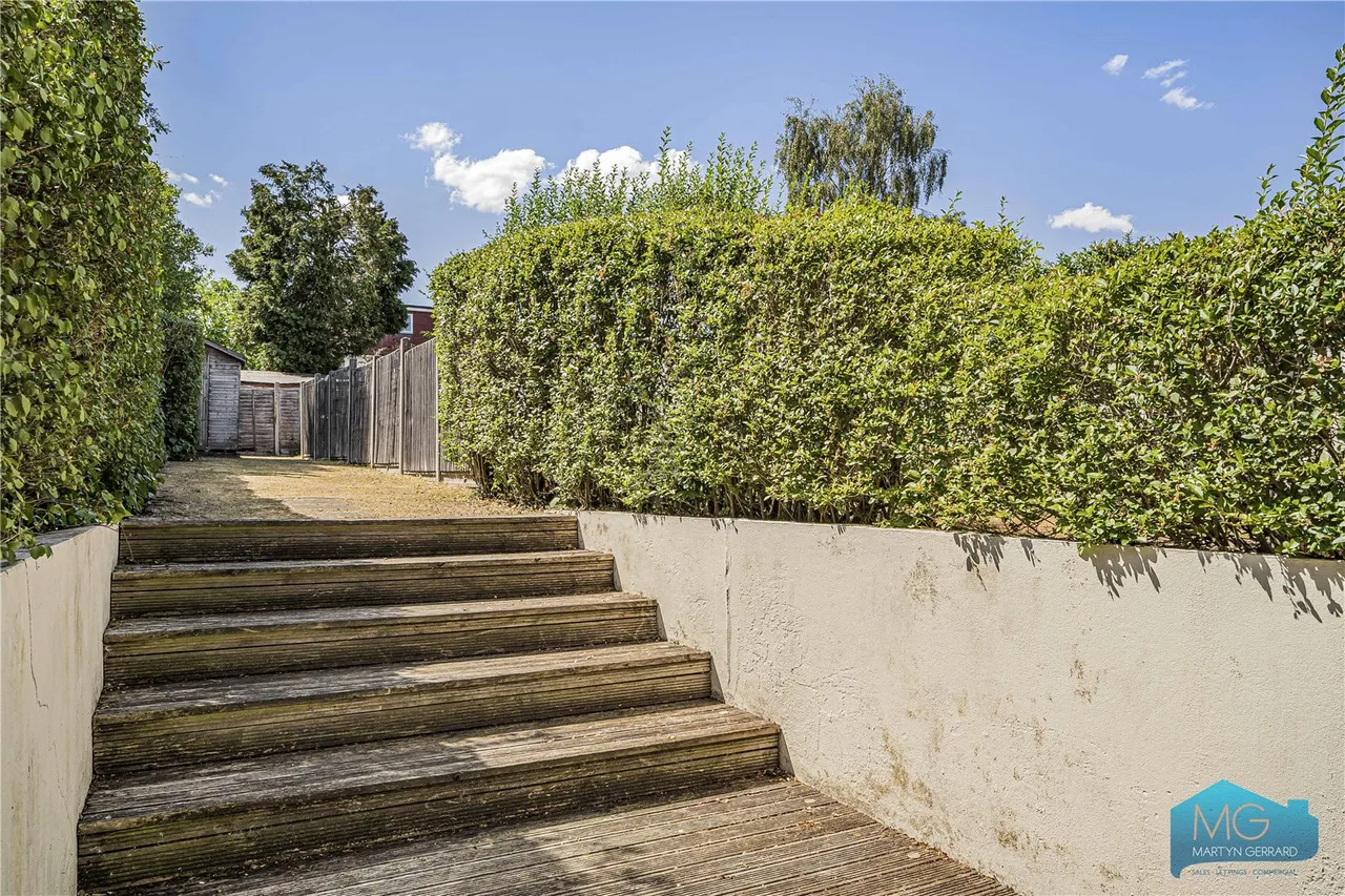 Sebright Road, Barnet, EN5, photo 23