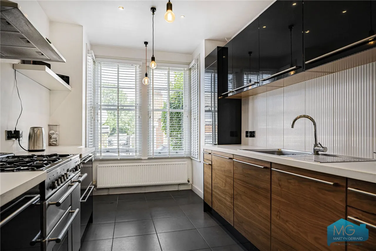 Sebright Road, Barnet, EN5, photo 2