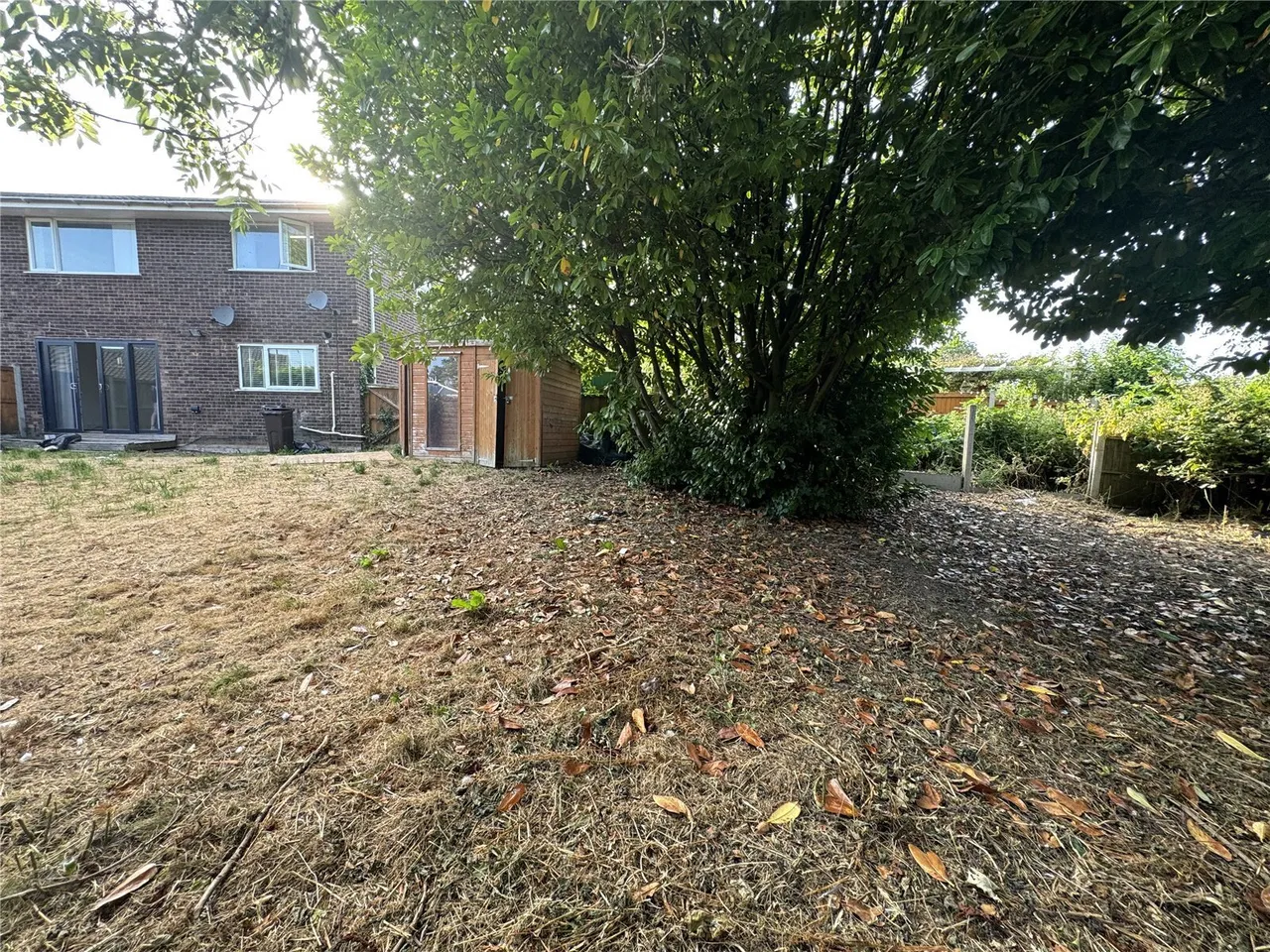 Copper Beech Close, Broughton, CH4, photo 14