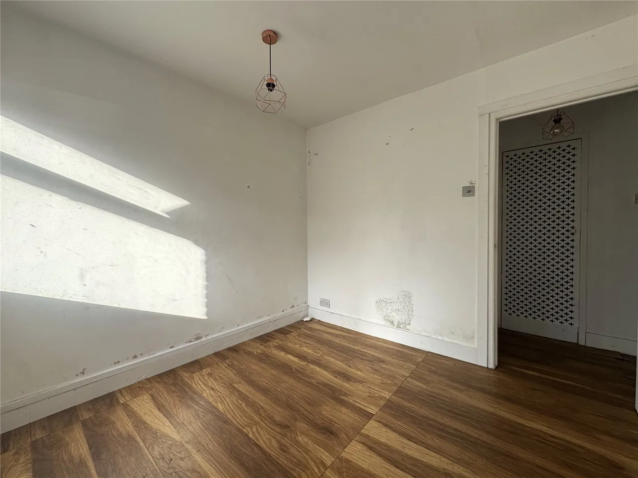 Copper Beech Close, Broughton, CH4, photo 12