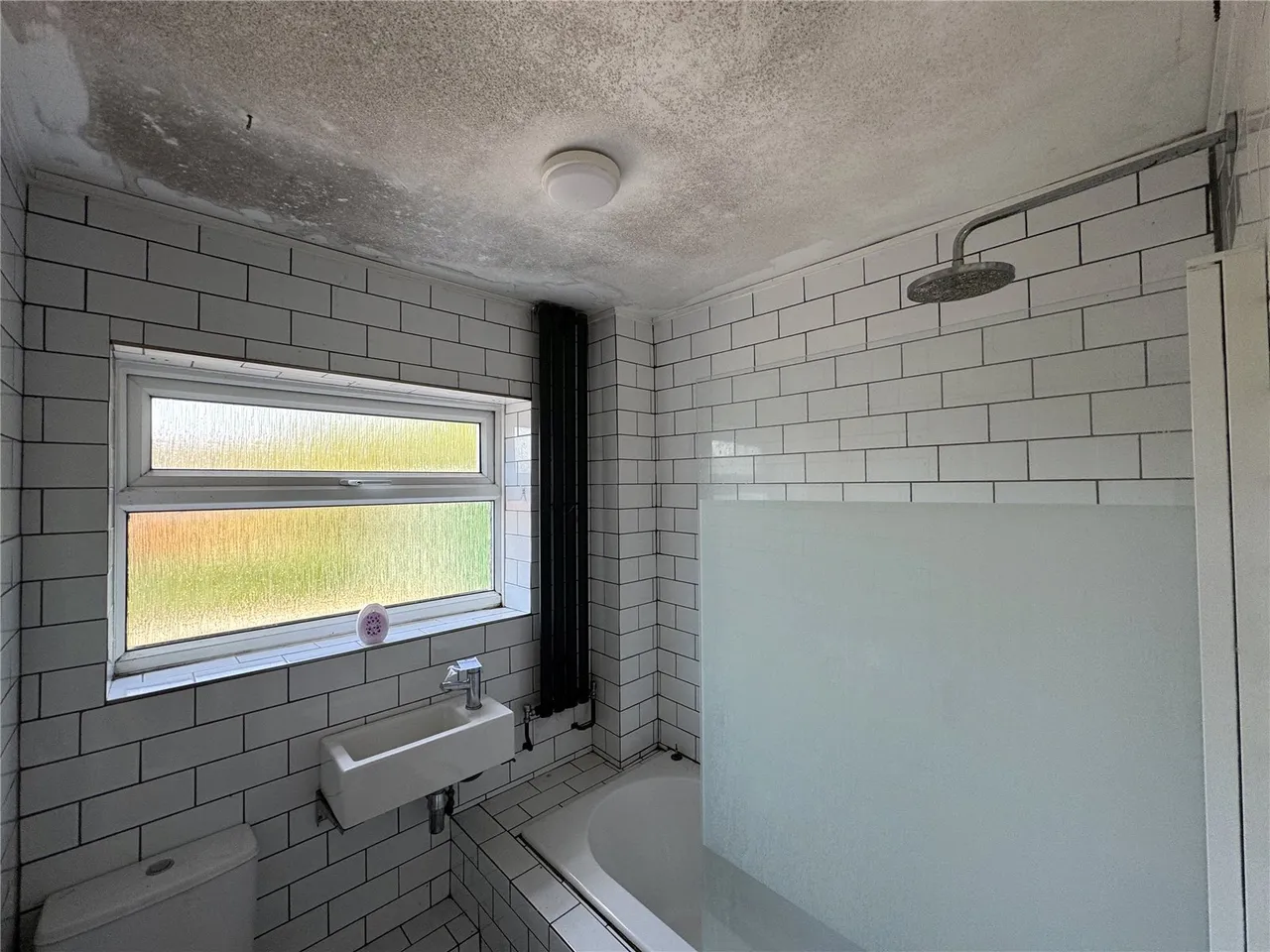 Copper Beech Close, Broughton, CH4, photo 10
