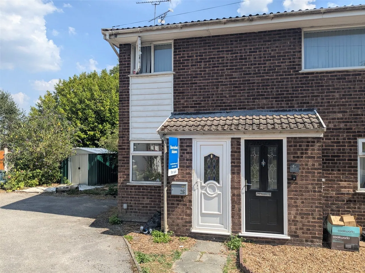 2 bed flat for sale, Copper Beech Close, Broughton, CH4