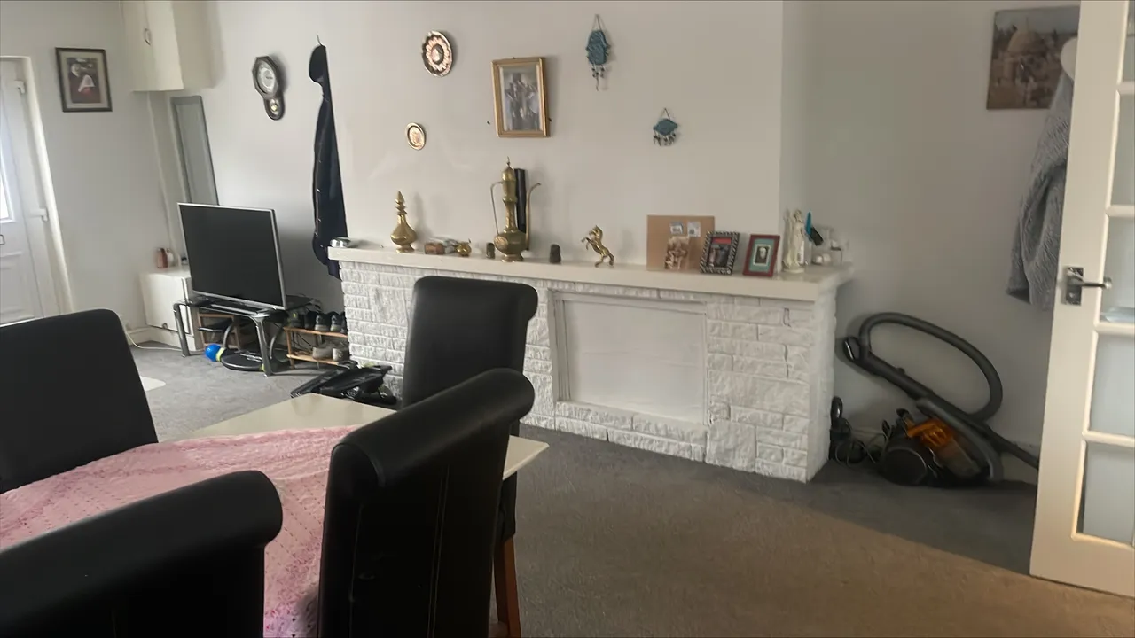 Princes Crescent, Edlington, DONCASTER, photo 10