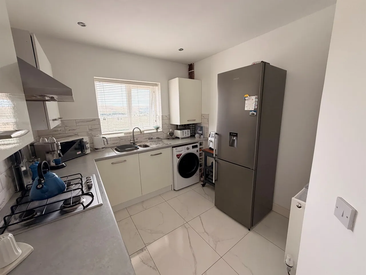 Thomas Street, Tonypandy, CF40, photo 3