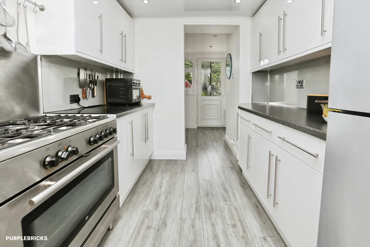 Home Farm Road, Prescot, L34, photo 5