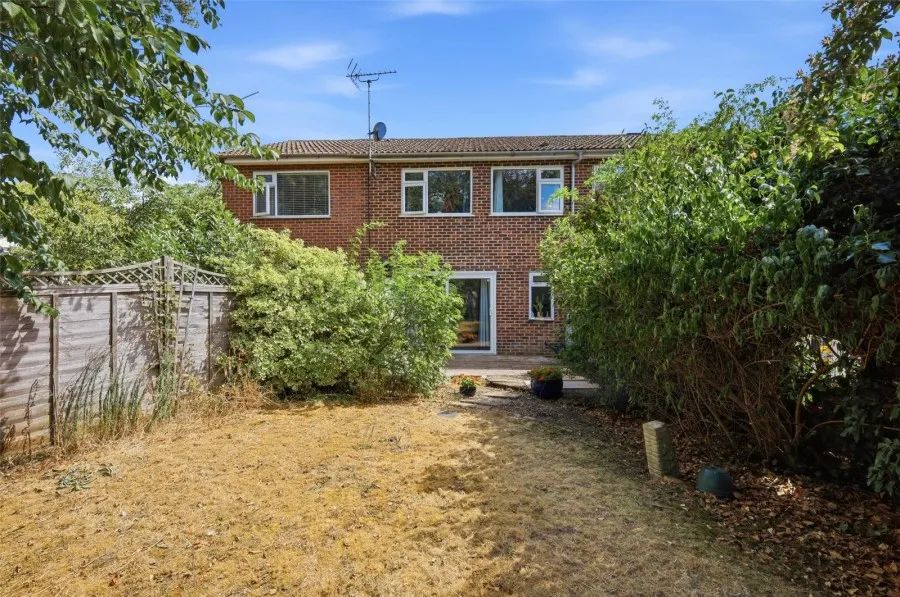 with 3 bedrooms in Stansted, CM24, photo 14