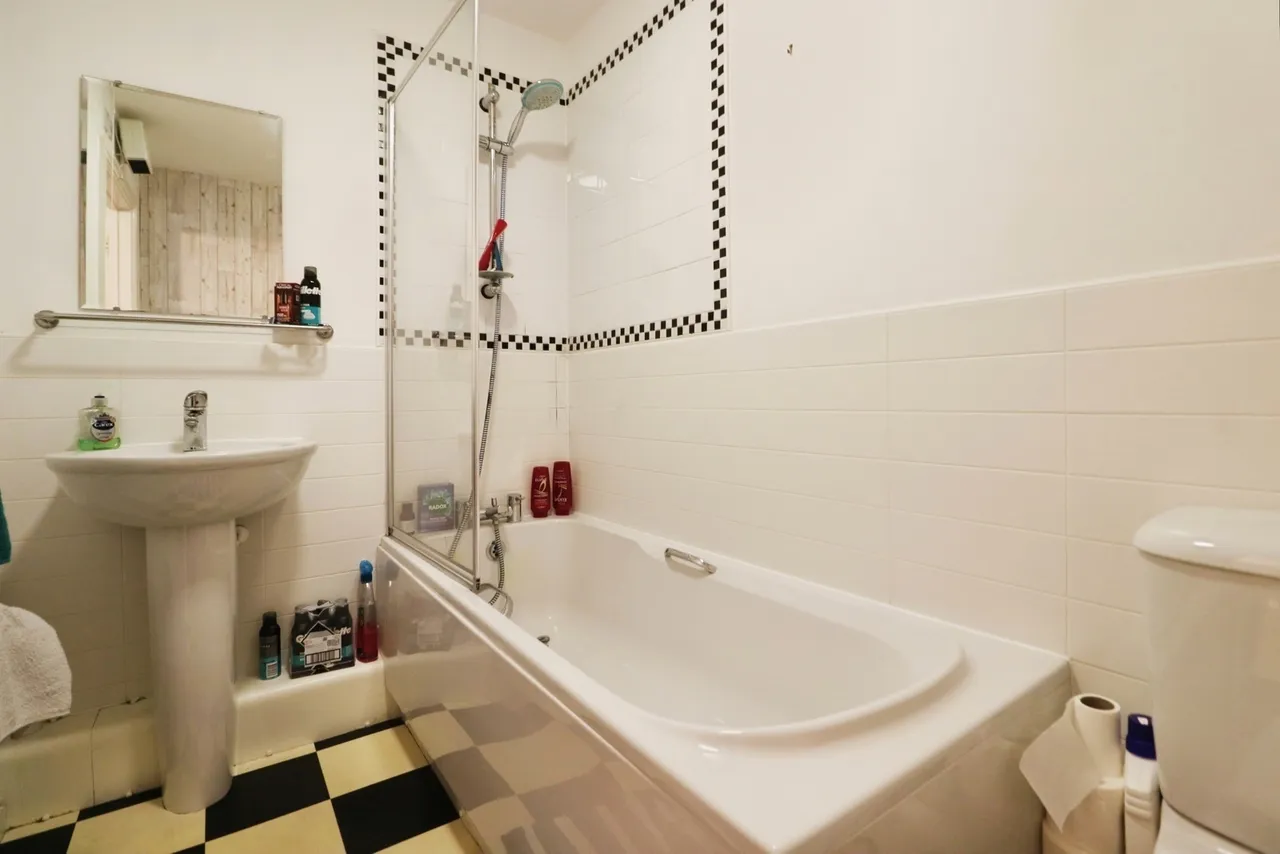 Wyncliffe Gardens, Cardiff, CF23, photo 14