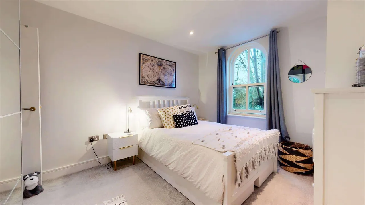 Hetton House, Station Road, Loughton, photo 5