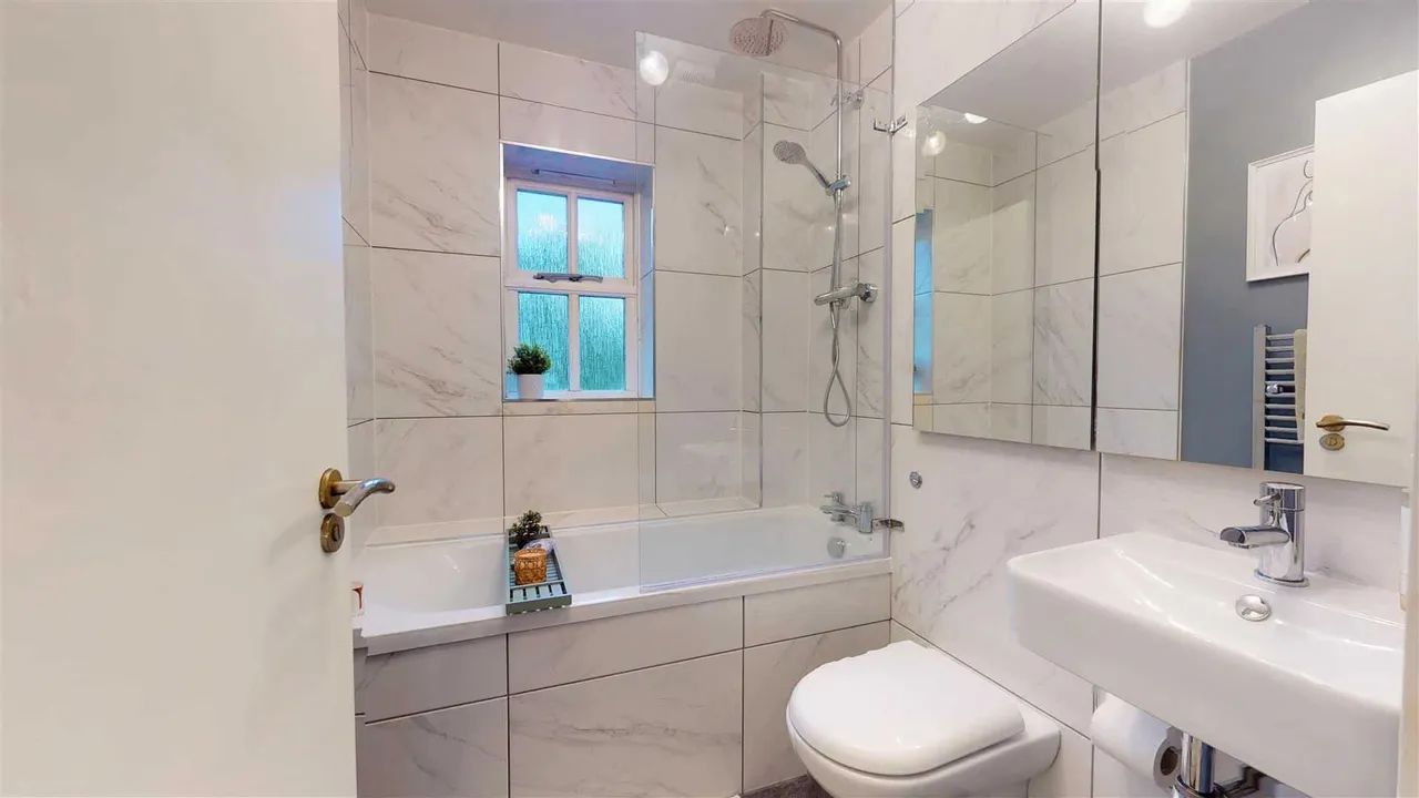 Hetton House, Station Road, Loughton, photo 3